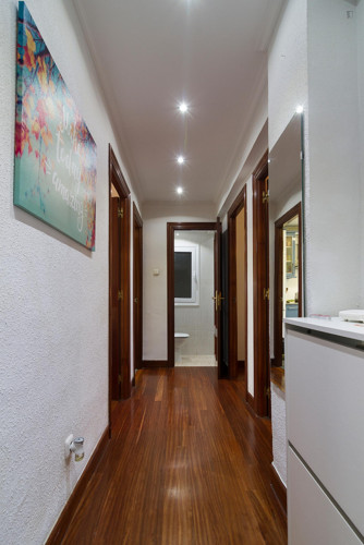 Super cool single bedroom in Santutxu - Gallery - 6