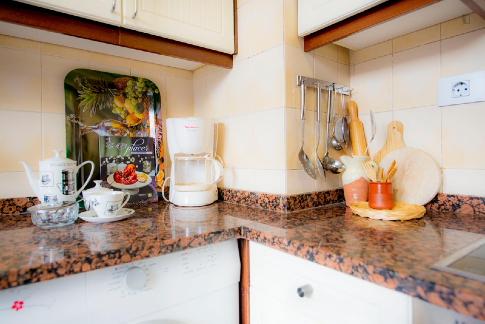 Friendly single bedroom close to Casco Viejo metro station