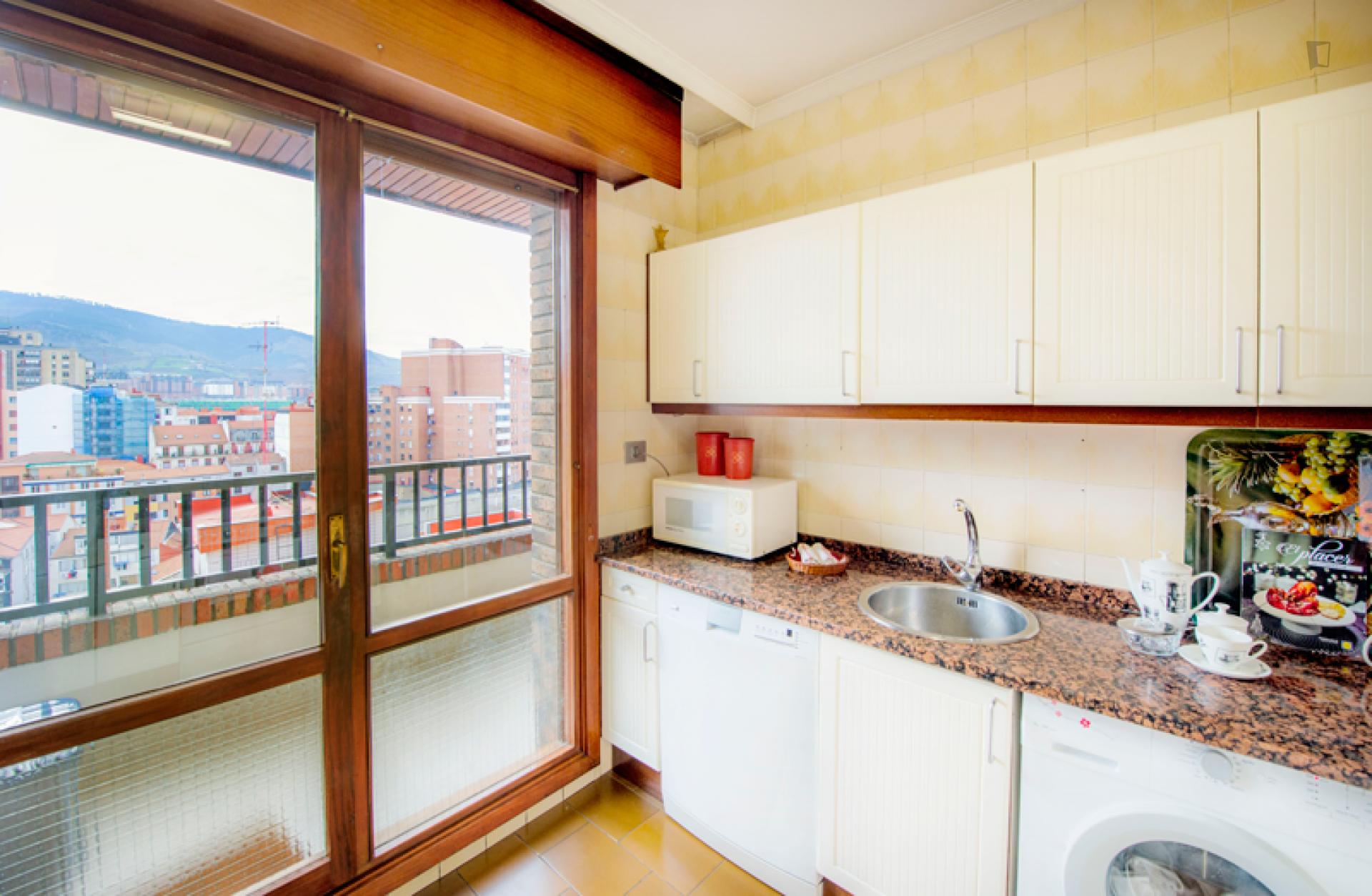 Friendly single bedroom close to Casco Viejo metro station