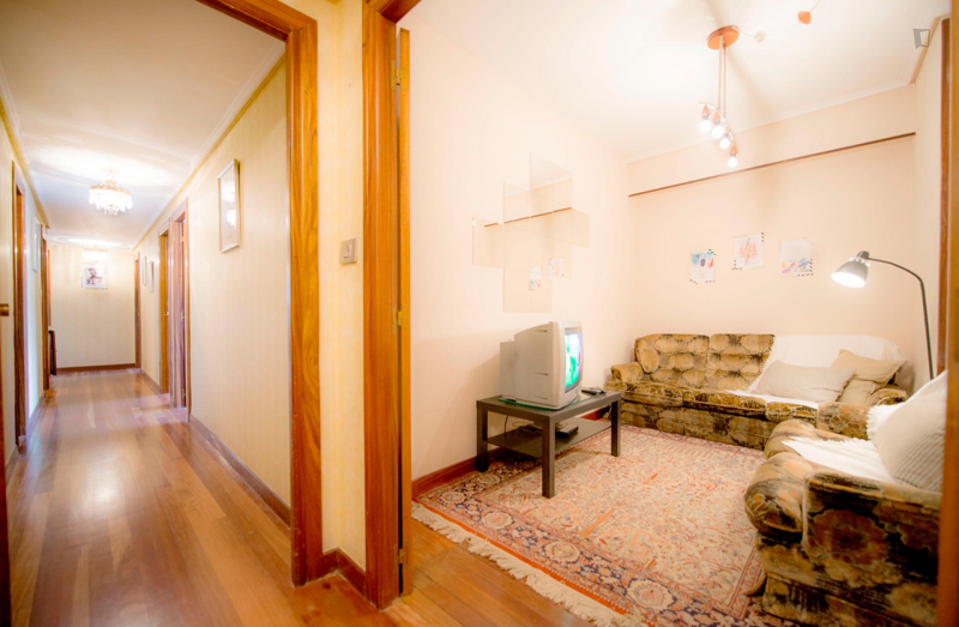 Friendly single bedroom close to Casco Viejo metro station