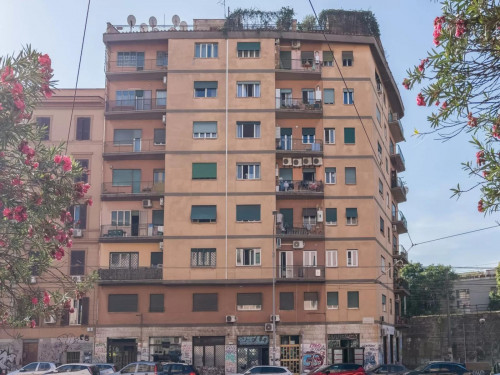 Elegant 3-bedroom apartment in Porta Maggiore