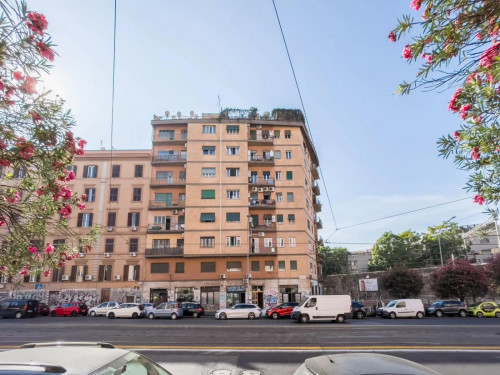 Elegant 3-bedroom apartment in Porta Maggiore