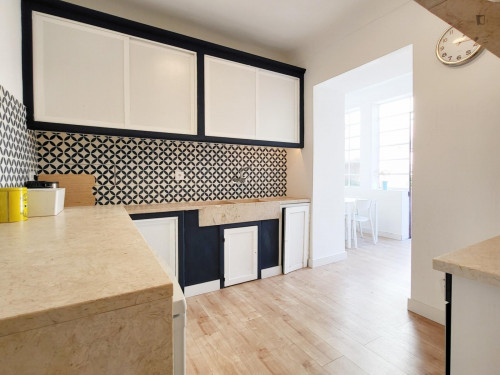 Excellent 2-bedroom apartment with terrace near Santa Apolónia train station