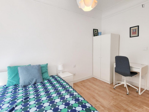 Excellent 2-bedroom apartment with terrace near Santa Apolónia train station  - Gallery -  5