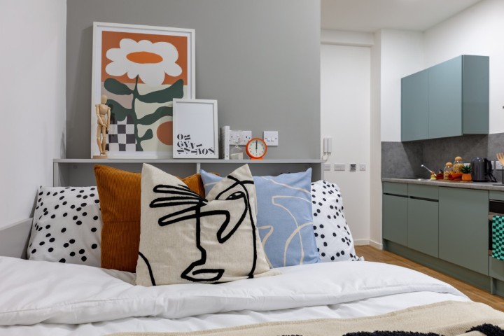  Silver Studio  -  The Waterways  - Gallery -  1