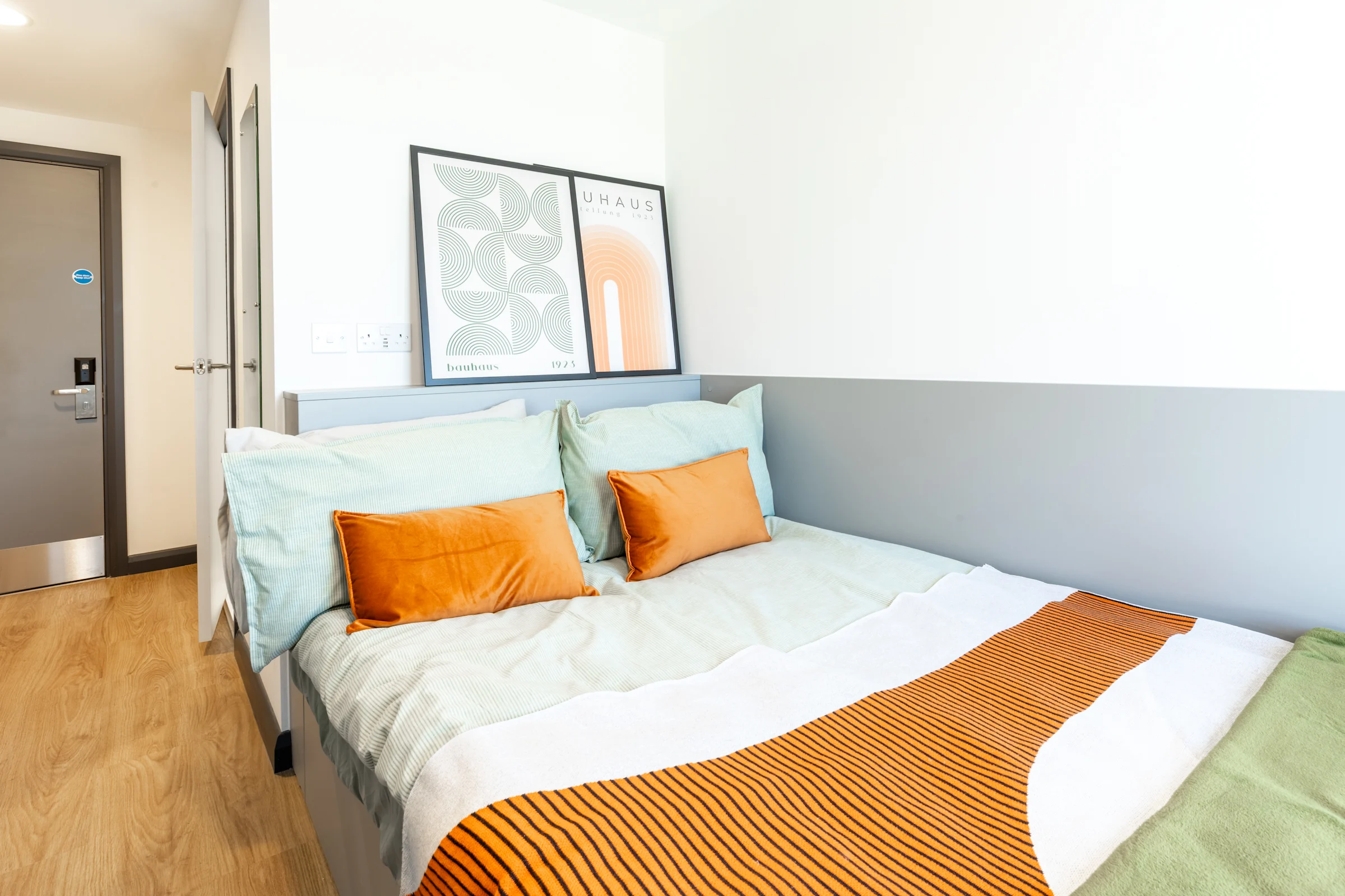  Bronze Plus En Suite  -  Winfield Court  - Gallery -  1