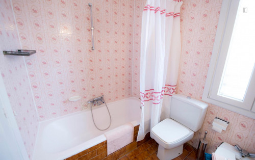 Sublime double bedroom in a student flat, in Indautxu - Gallery - 5