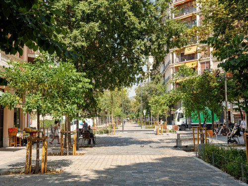 Modern Coliving Community with Private Suites in Vibrant Eixample