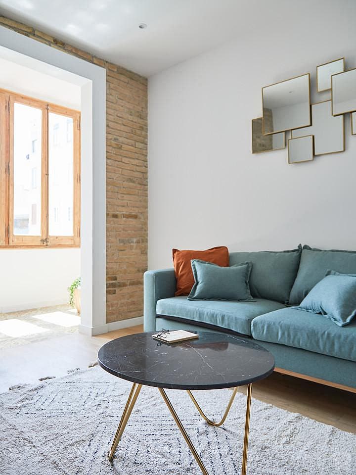  Double Room With Balcony  -  Modern Coliving Community with Private Suites in Vibrant Eixample  - Gallery -  10