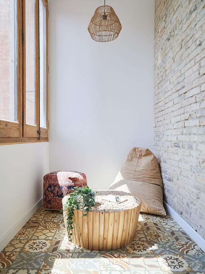  Double Room With Balcony  -  Modern Coliving Community with Private Suites in Vibrant Eixample  - Gallery -  11