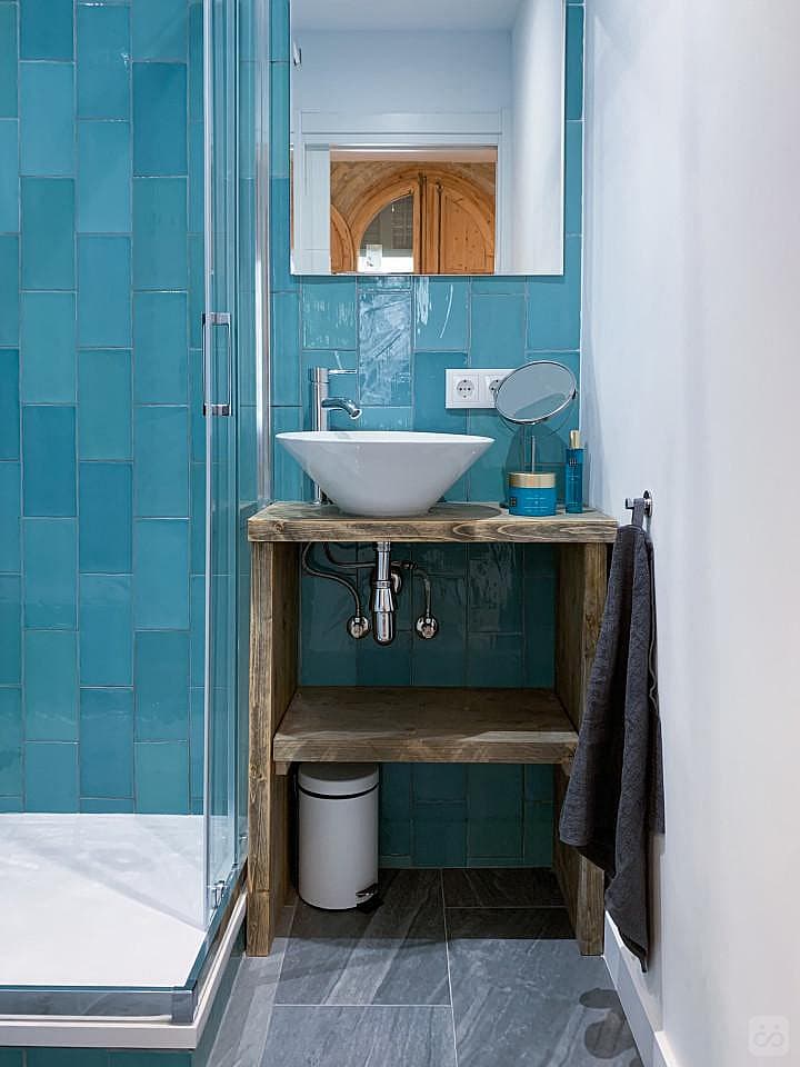  Double Room With Balcony  -  Modern Coliving Community with Private Suites in Vibrant Eixample  - Gallery -  8