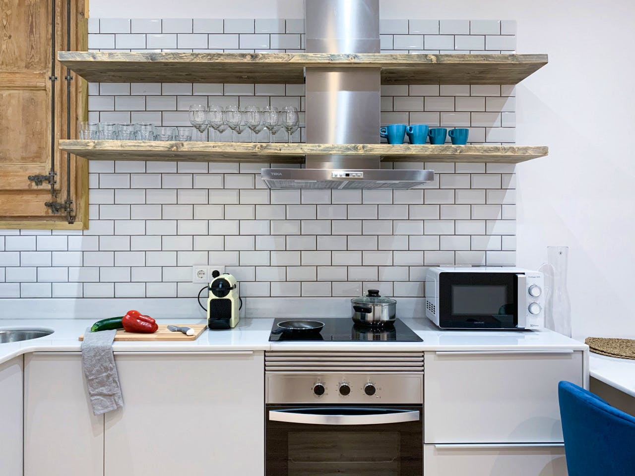  Large Ensuite A - Flat With Private Terrace  -  Modern Coliving Community with Private Suites in Vibrant Eixample  - Gallery -  24