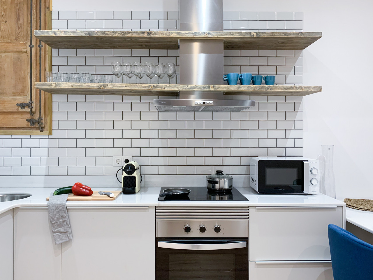  Large Ensuite A - Flat With Private Terrace  -  Modern Coliving Community with Private Suites in Vibrant Eixample  - Gallery -  41