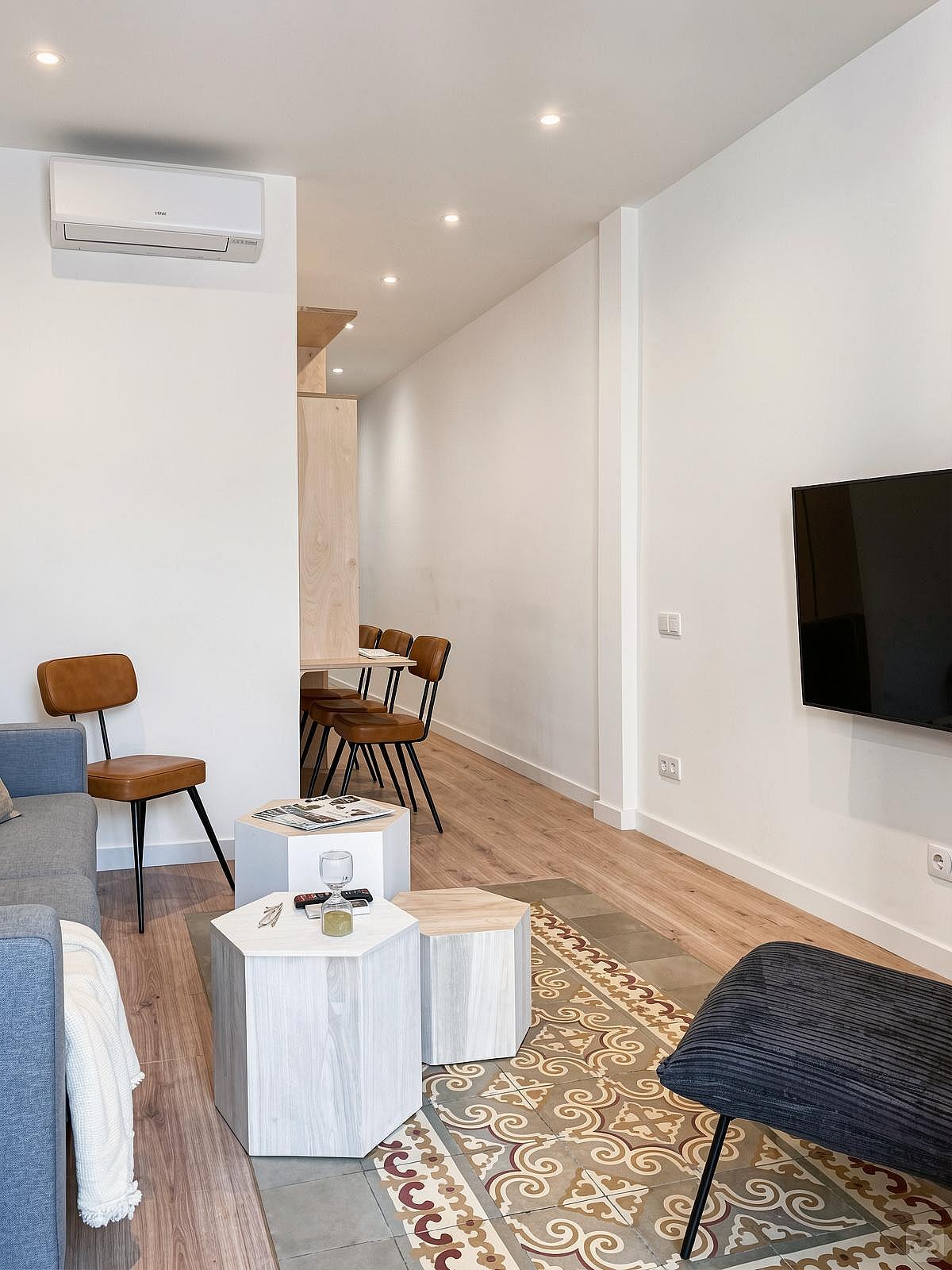  Large Ensuite A - Flat With Private Terrace  -  Modern Coliving Community with Private Suites in Vibrant Eixample  - Gallery -  78