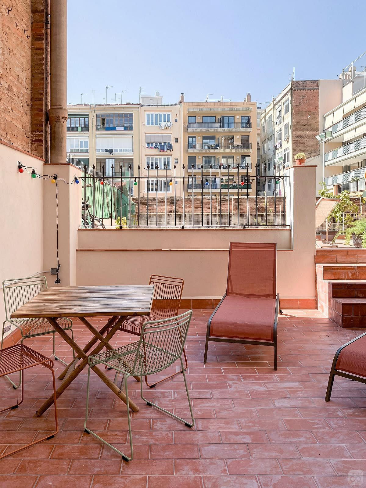  Large Ensuite A - Flat With Private Terrace  -  Modern Coliving Community with Private Suites in Vibrant Eixample  - Gallery -  83