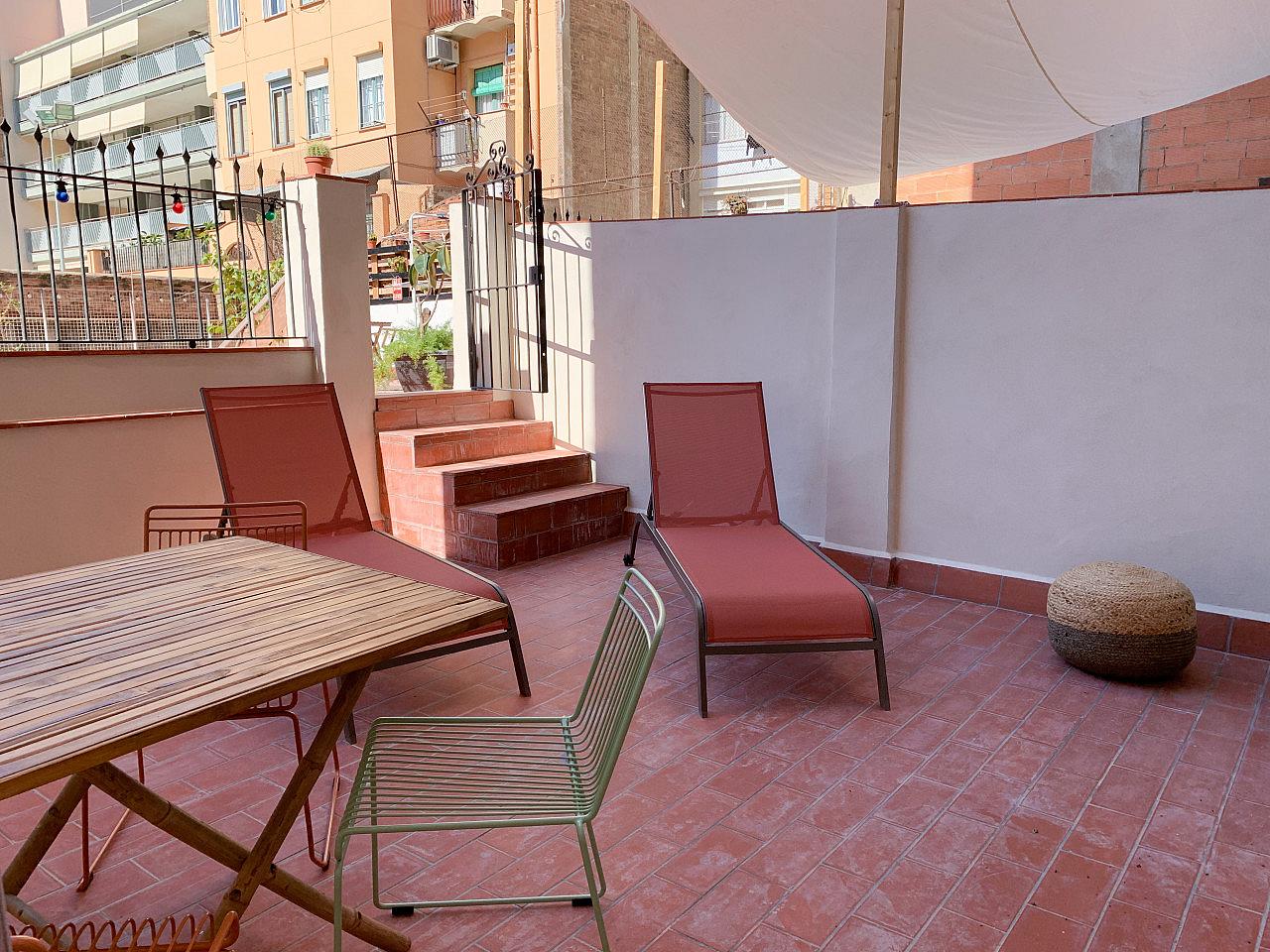  Large Ensuite B - Flat With Private Terrace  -  Modern Coliving Community with Private Suites in Vibrant Eixample  - Gallery -  69