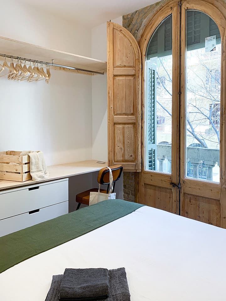  Large Ensuite B - Flat With Private Terrace  -  Modern Coliving Community with Private Suites in Vibrant Eixample  - Gallery -  63