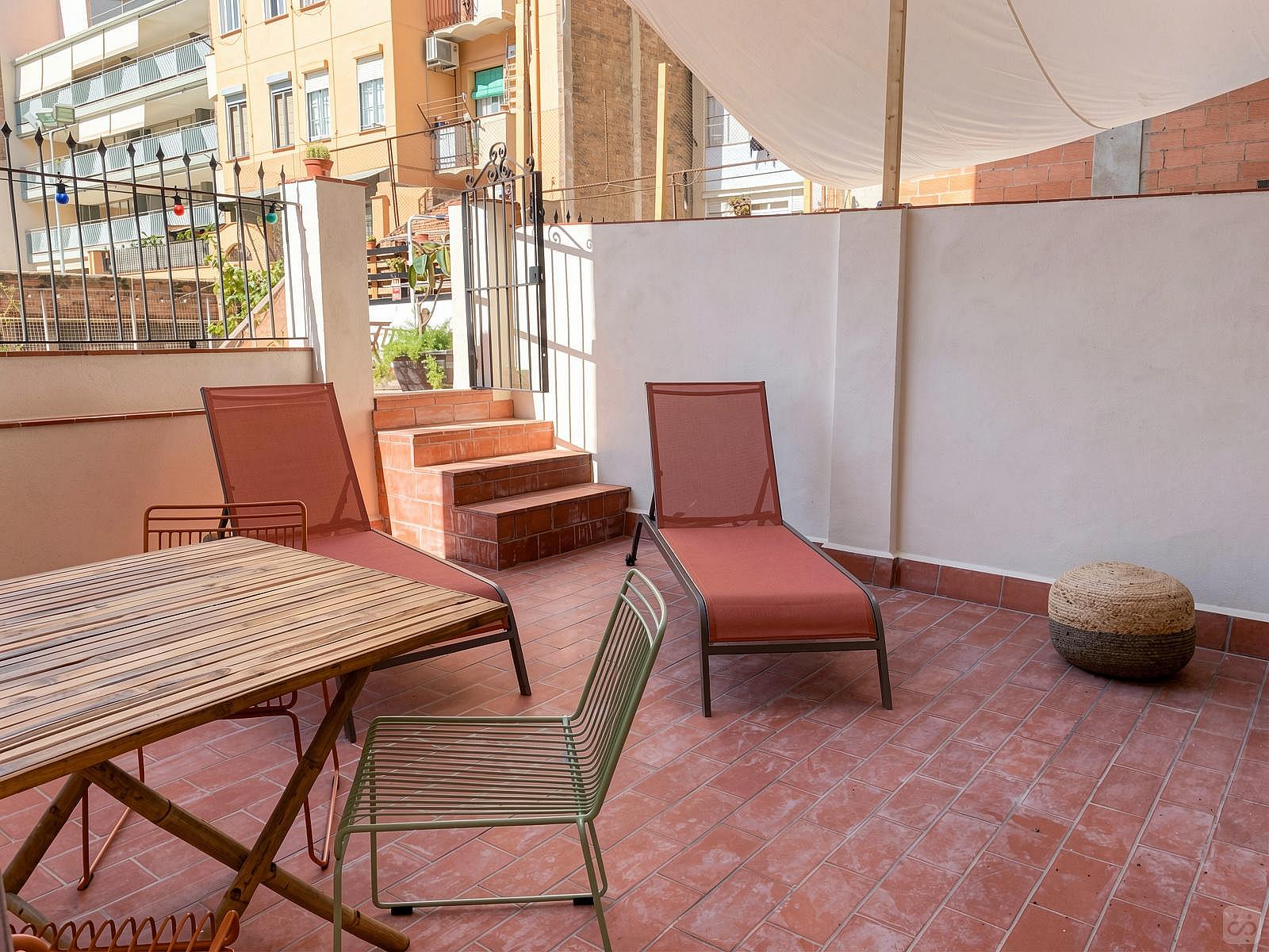  Large Ensuite B - Flat With Private Terrace  -  Modern Coliving Community with Private Suites in Vibrant Eixample  - Gallery -  88