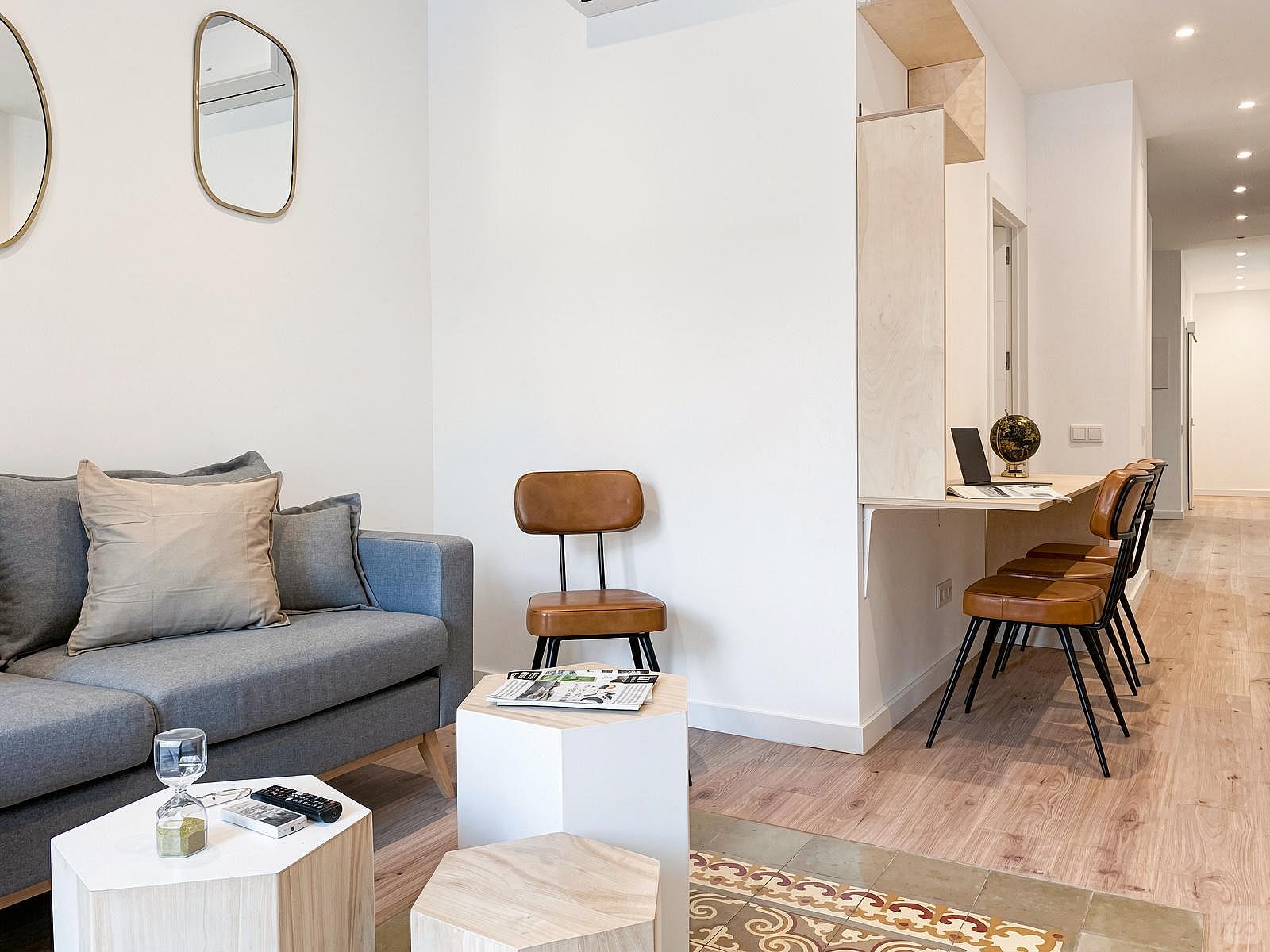  Large Ensuite B - Flat With Private Terrace  -  Modern Coliving Community with Private Suites in Vibrant Eixample  - Gallery -  93