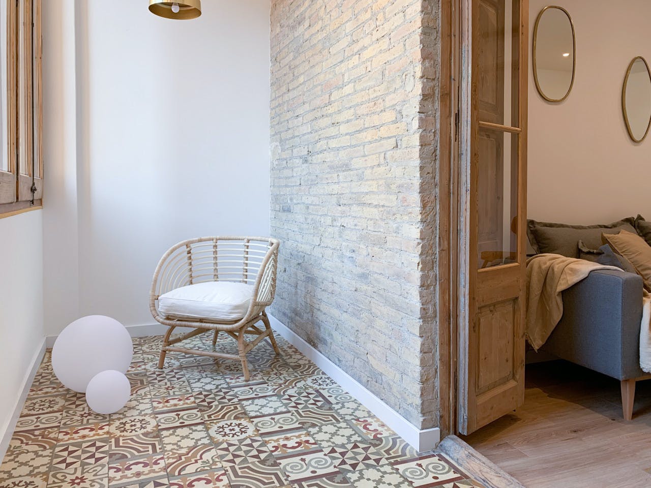  Medium Ensuite Room C - Flat With Private Terrace  -  Modern Coliving Community with Private Suites in Vibrant Eixample  - Gallery -  11