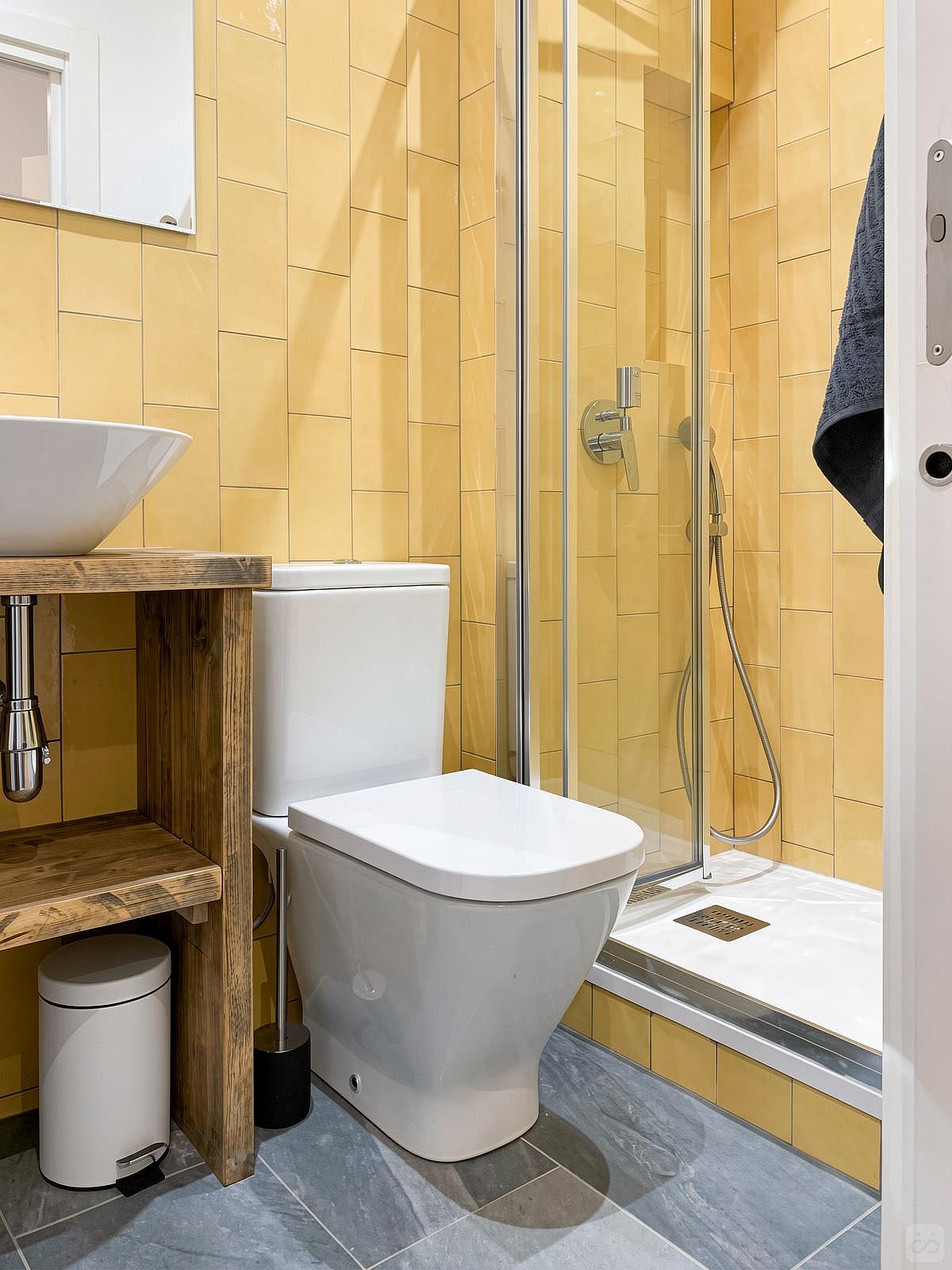  Medium Ensuite Room C - Flat With Private Terrace  -  Modern Coliving Community with Private Suites in Vibrant Eixample  - Gallery -  93