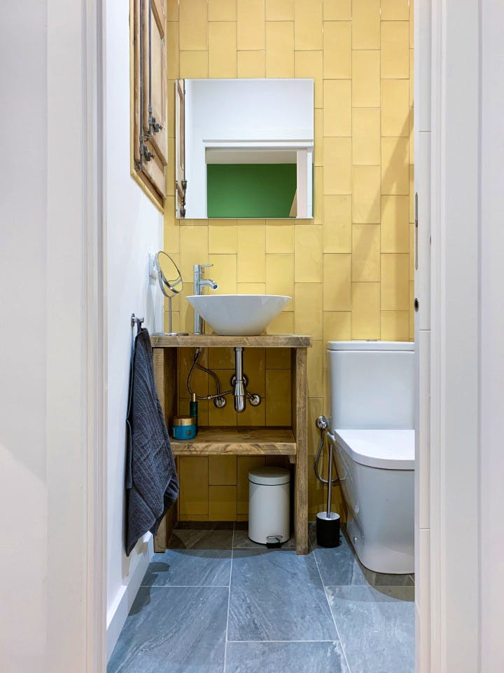  Medium Ensuite Room C - Flat With Private Terrace  -  Modern Coliving Community with Private Suites in Vibrant Eixample  - Gallery -  37