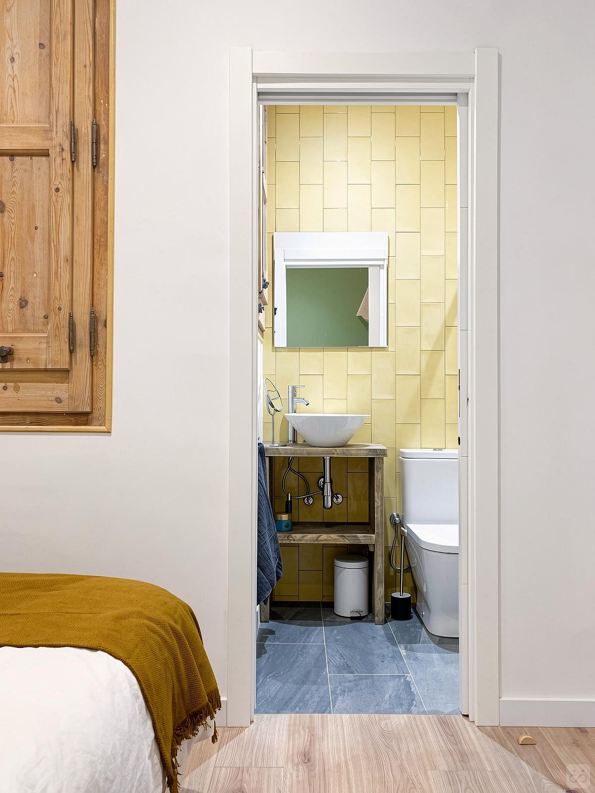  Medium Ensuite Room C - Flat With Private Terrace  -  Modern Coliving Community with Private Suites in Vibrant Eixample  - Gallery -  83