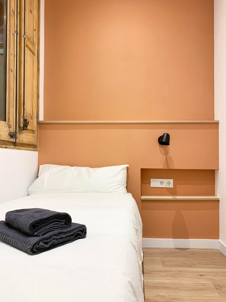  Single Room With Private Bathroom D - Flat With Private Terrace  -  Modern Coliving Community with Private Suites in Vibrant Eixample  - Gallery -  24