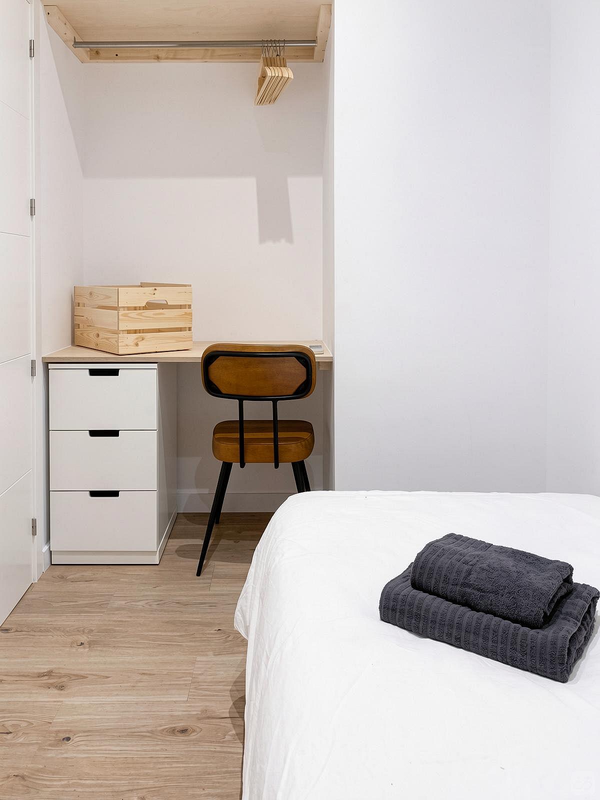  Single Room With Private Bathroom D - Flat With Private Terrace  -  Modern Coliving Community with Private Suites in Vibrant Eixample  - Gallery -  82