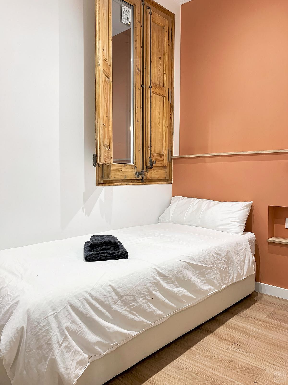  Single Room With Private Bathroom D - Flat With Private Terrace  -  Modern Coliving Community with Private Suites in Vibrant Eixample  - Gallery -  79