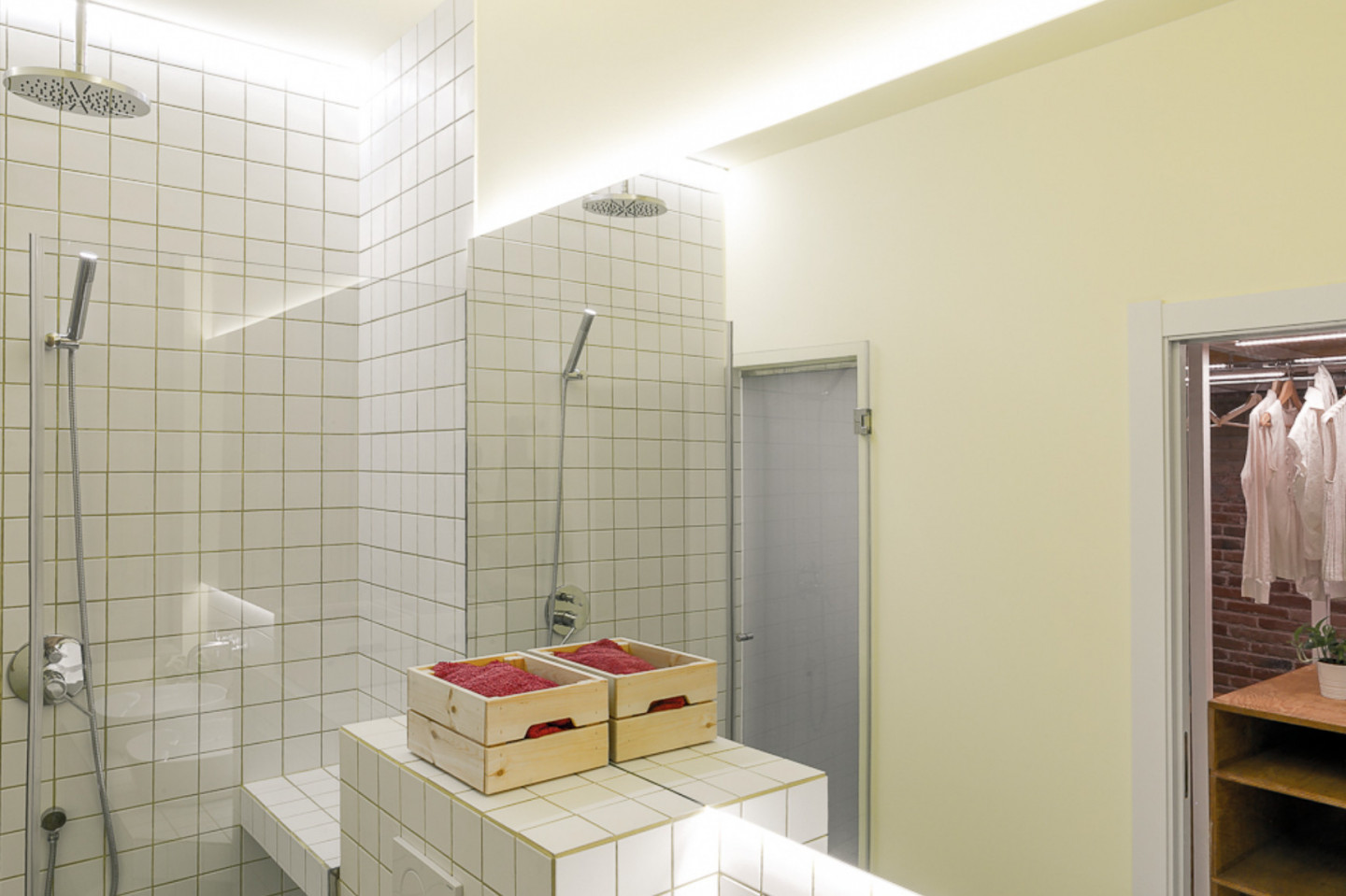  Private Apartment With Terrace  -  Modern Coliving Community with Private Suites in Vibrant Eixample  - Gallery -  48