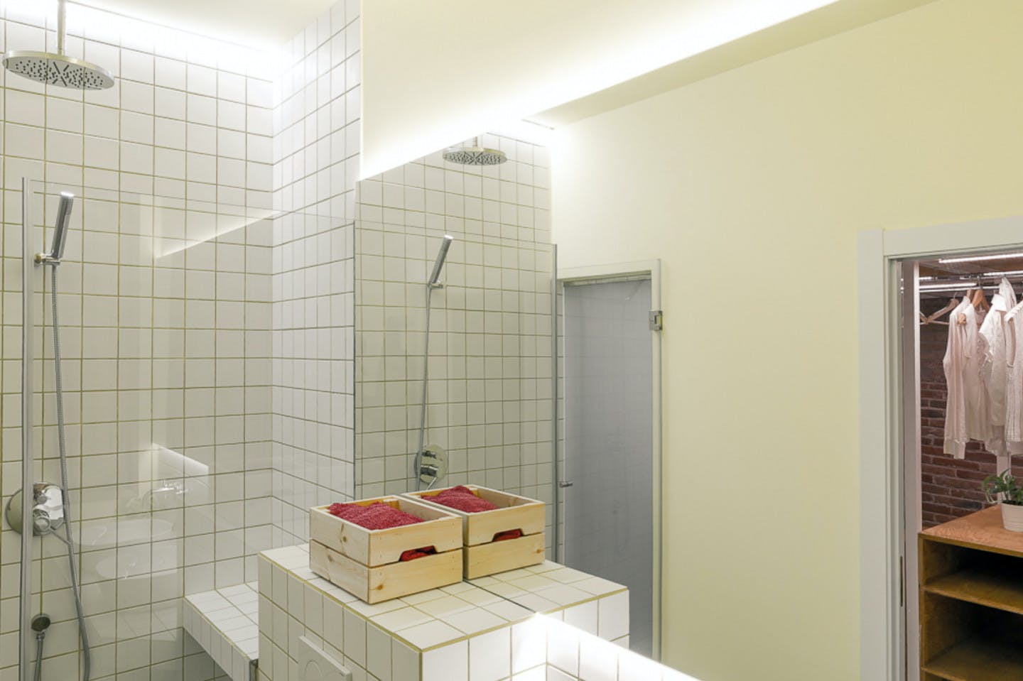  Private Apartment With Terrace  -  Modern Coliving Community with Private Suites in Vibrant Eixample  - Gallery -  14