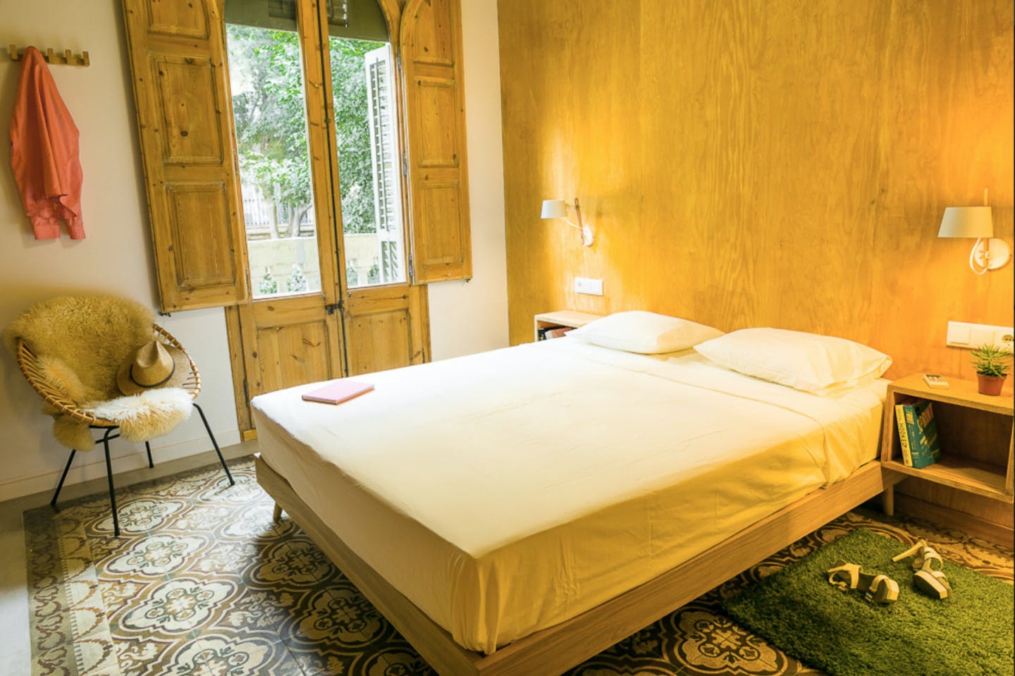  Private Apartment With Terrace  -  Modern Coliving Community with Private Suites in Vibrant Eixample  - Gallery -  3
