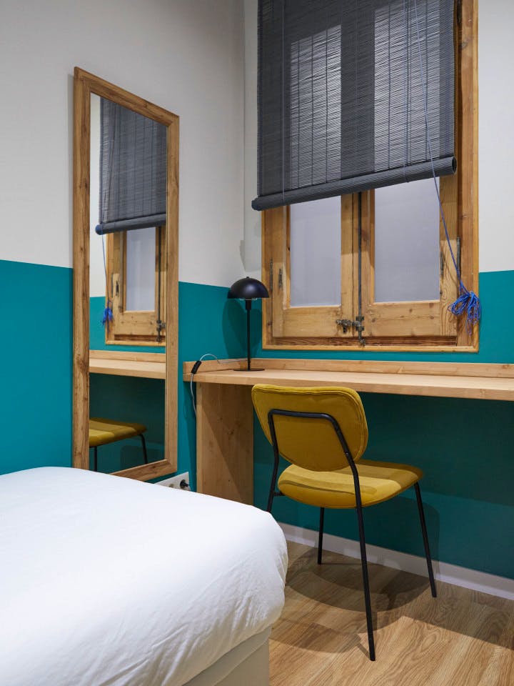  Single Room With Shared Bathroom A  -  Modern Coliving Community with Private Suites in Vibrant Eixample  - Gallery -  19