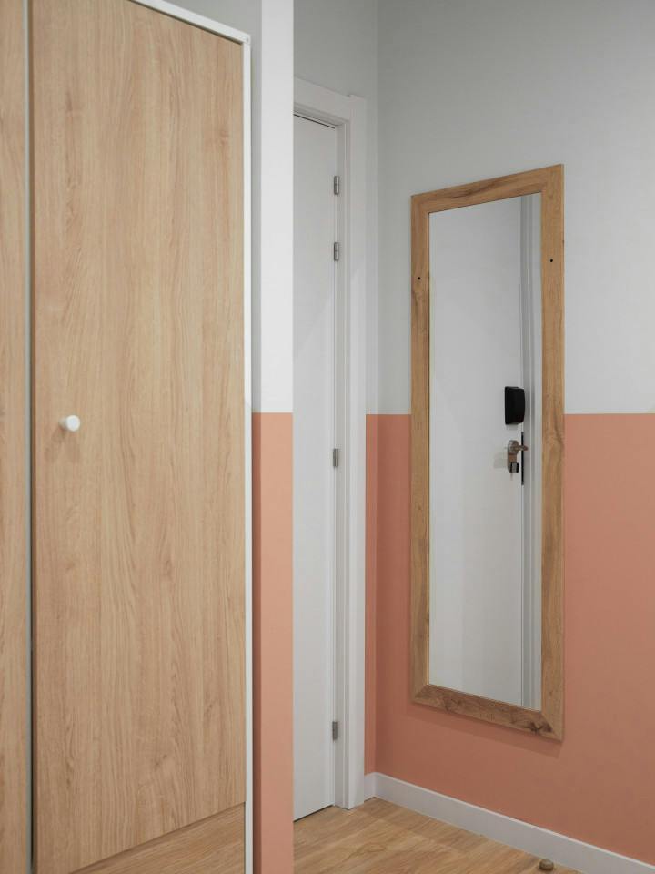  Medium Ensuite Room C  -  Modern Coliving Community with Private Suites in Vibrant Eixample  - Gallery -  4