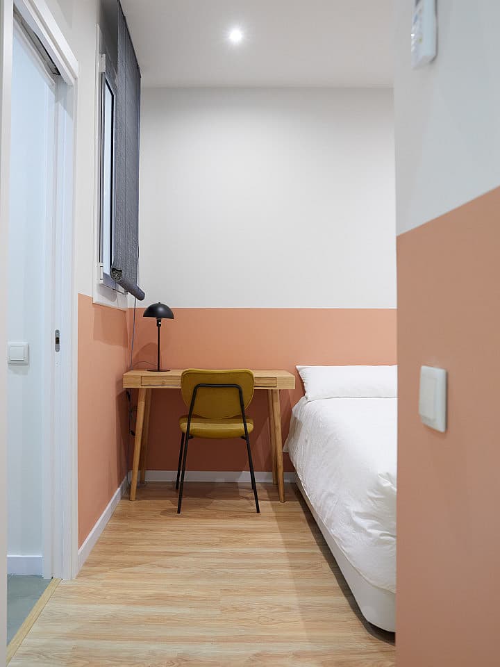 Medium Ensuite Room C  -  Modern Coliving Community with Private Suites in Vibrant Eixample  - Gallery -  59