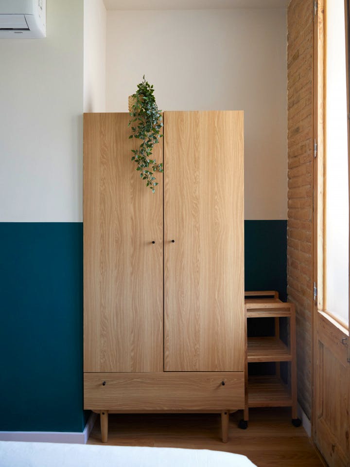  Large Ensuite Room D  -  Modern Coliving Community with Private Suites in Vibrant Eixample  - Gallery -  20