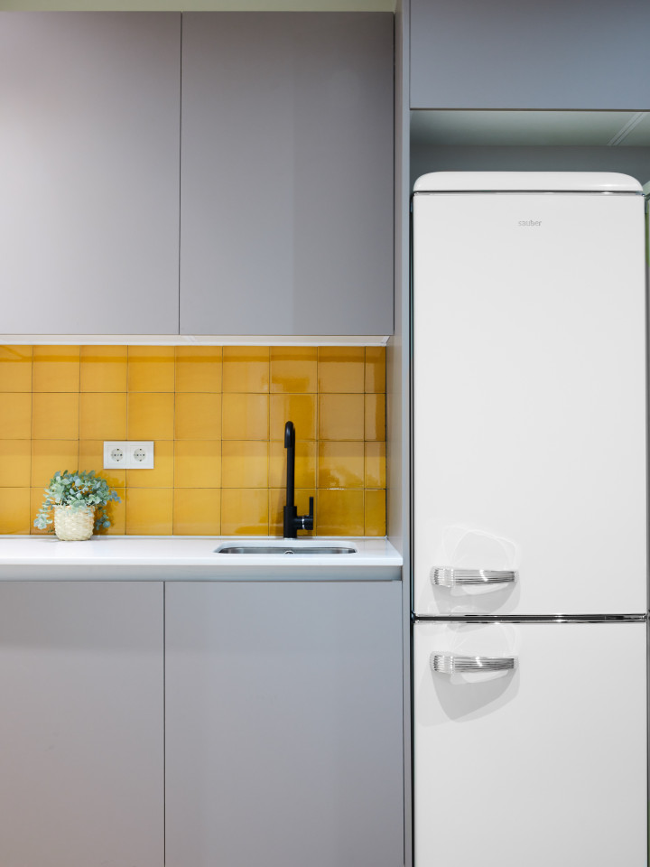  Large Ensuite Room D  -  Modern Coliving Community with Private Suites in Vibrant Eixample  - Gallery -  40