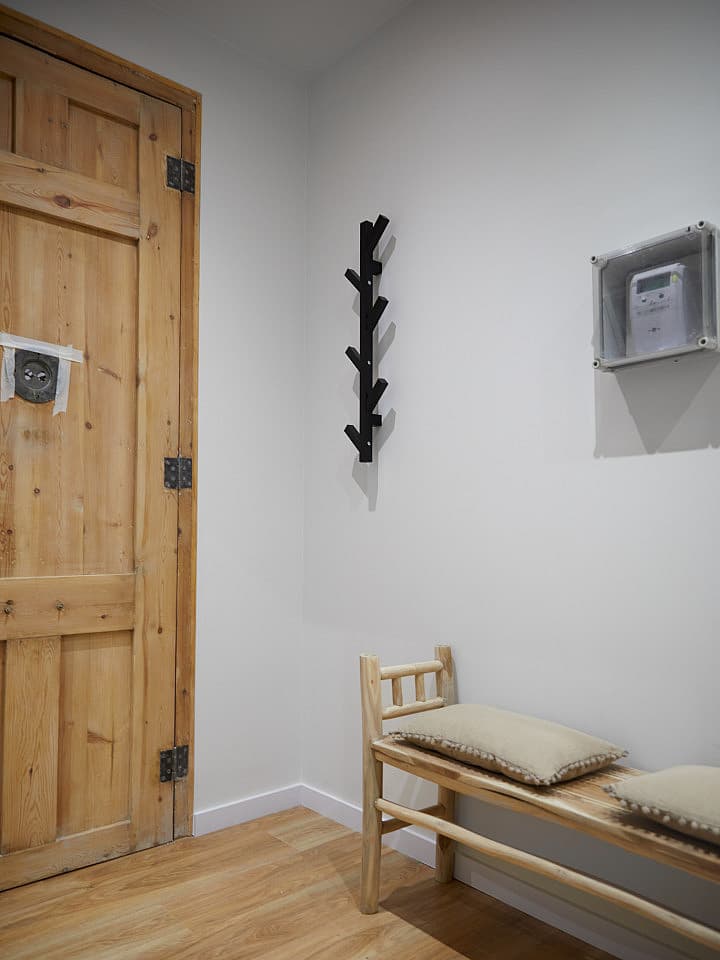  Large Ensuite Room D  -  Modern Coliving Community with Private Suites in Vibrant Eixample  - Gallery -  67