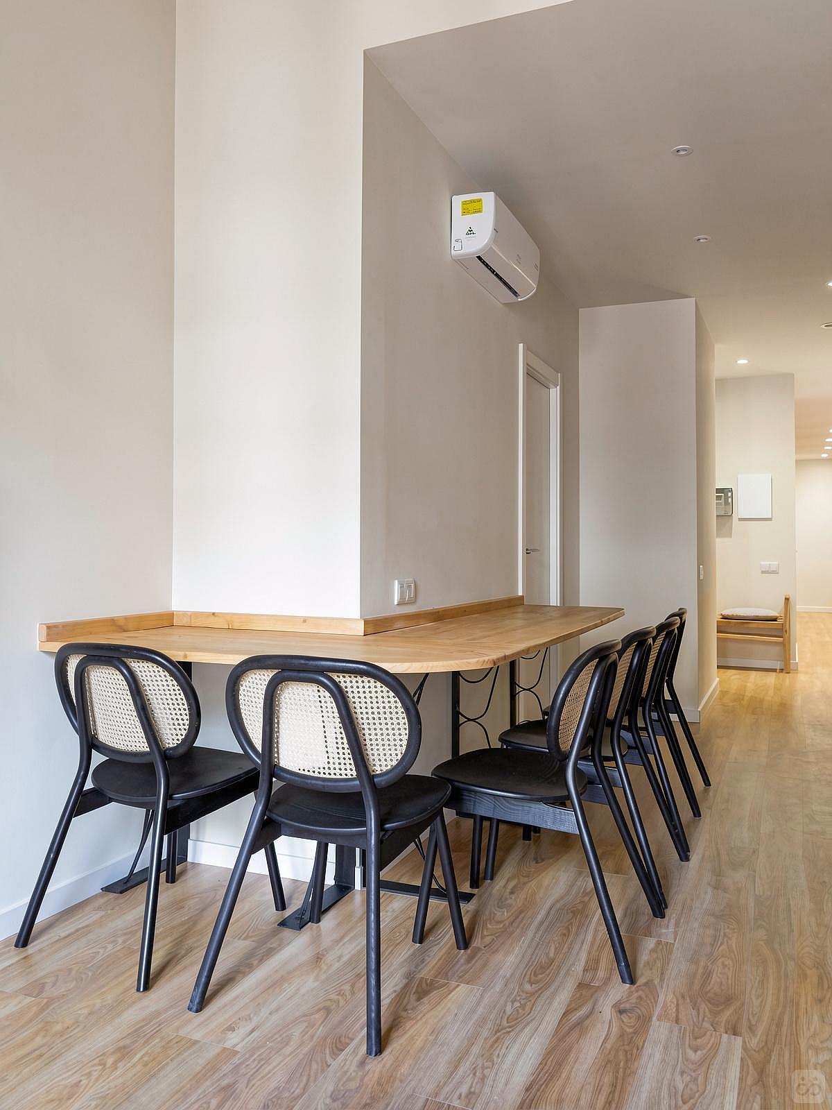  Large Ensuite Room E  -  Modern Coliving Community with Private Suites in Vibrant Eixample  - Gallery -  84