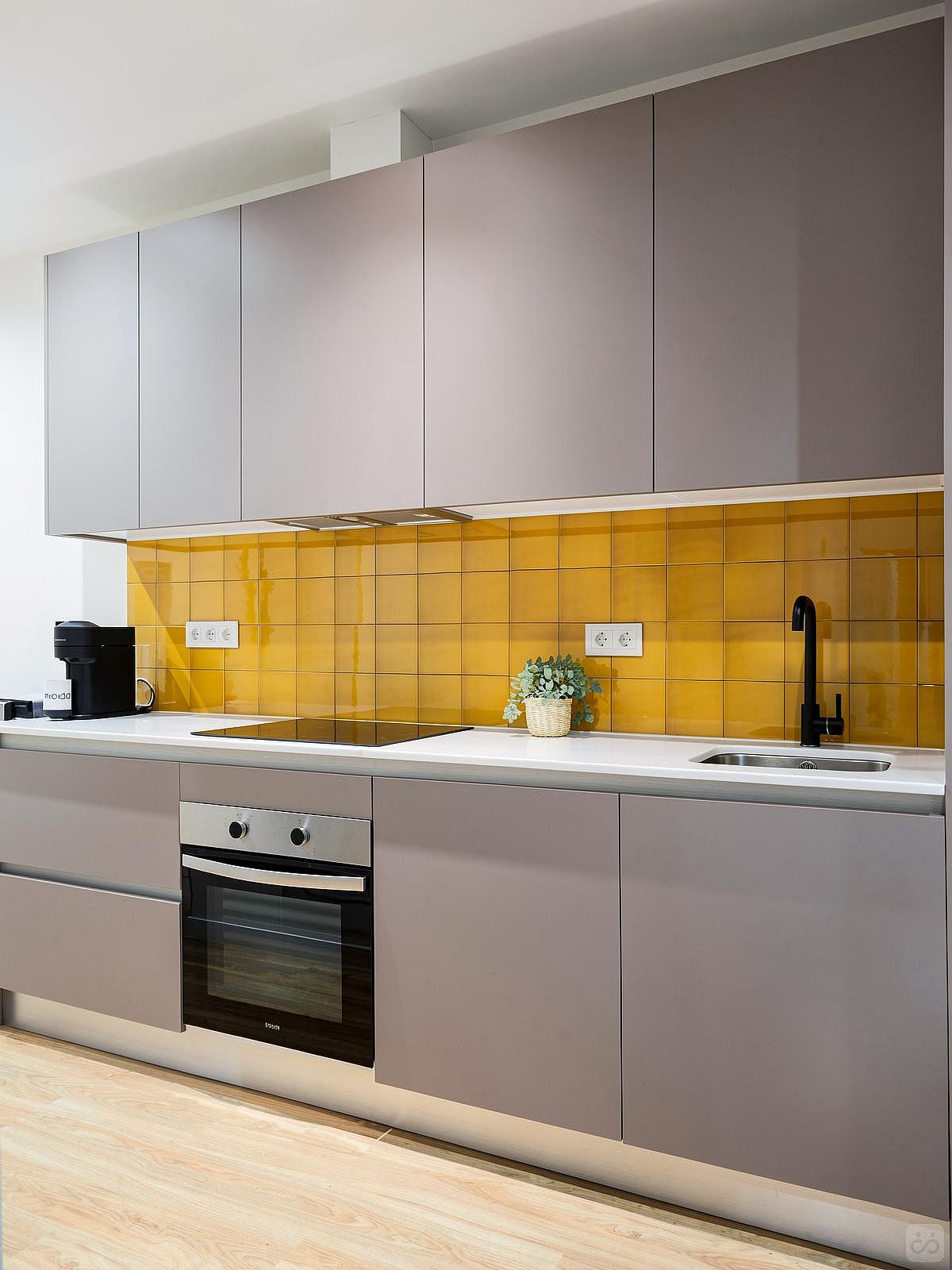  Large Ensuite Room E  -  Modern Coliving Community with Private Suites in Vibrant Eixample  - Gallery -  78