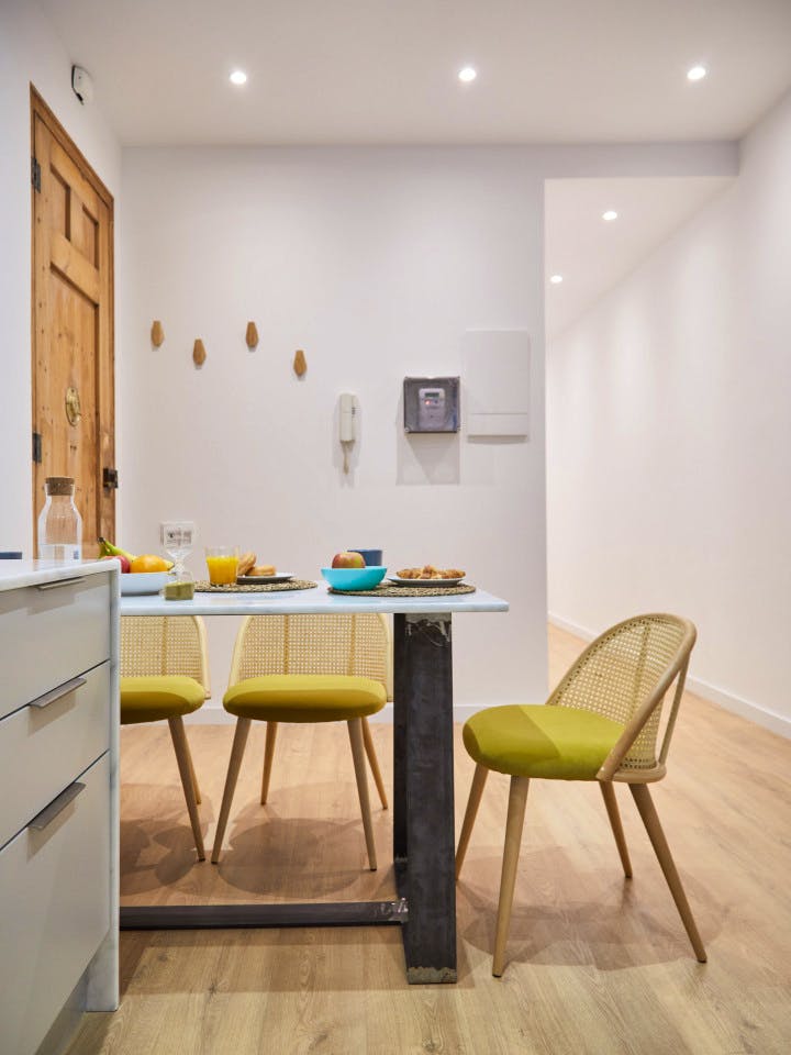  Large Ensuite Room 3A  -  Modern Coliving Community with Private Suites in Vibrant Eixample  - Gallery -  24