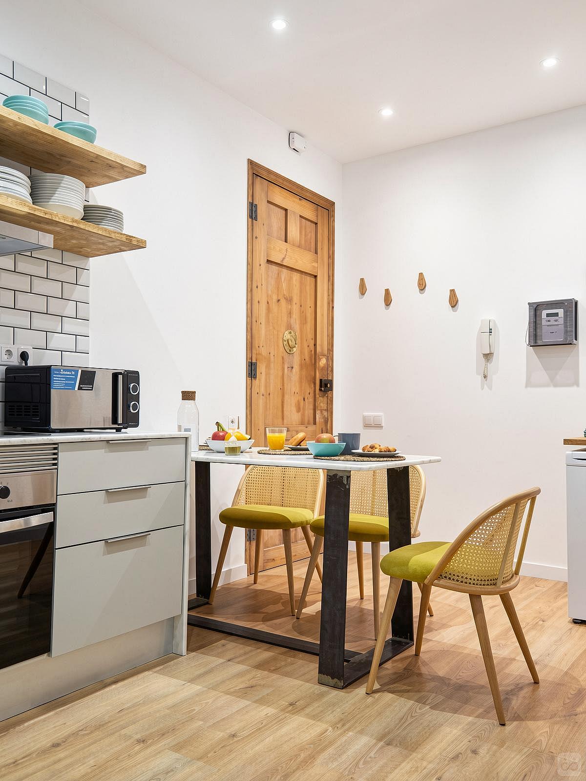  Medium Ensuite Room 3C  -  Modern Coliving Community with Private Suites in Vibrant Eixample  - Gallery -  55
