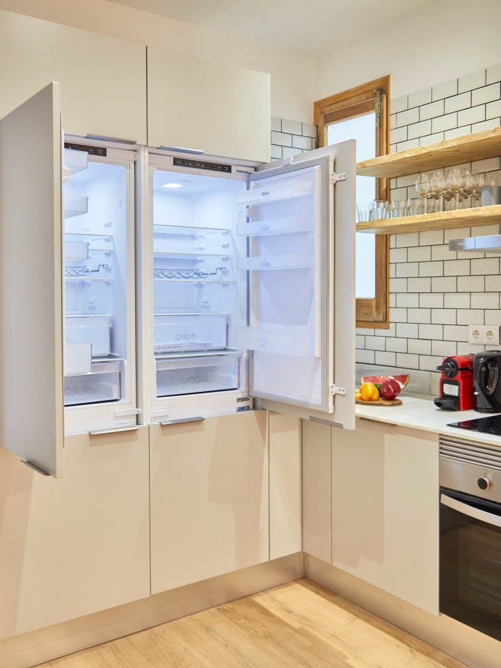  Single Room With Private Bathroom 3D  -  Modern Coliving Community with Private Suites in Vibrant Eixample  - Gallery -  28