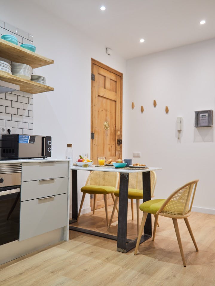  Single Room With Private Bathroom 3D  -  Modern Coliving Community with Private Suites in Vibrant Eixample  - Gallery -  18