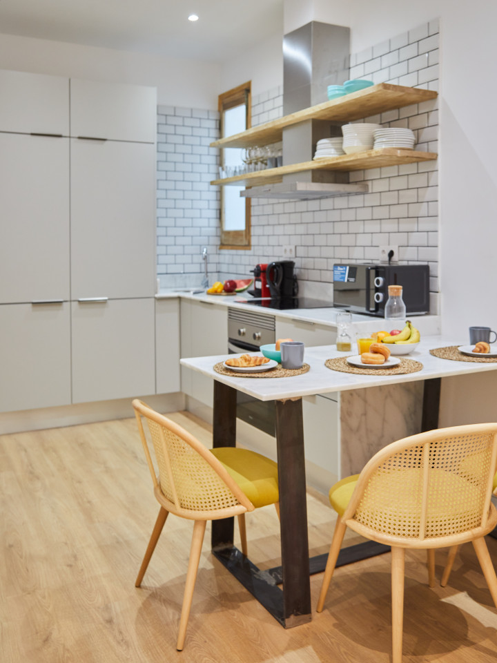  Single Room With Private Bathroom 3D  -  Modern Coliving Community with Private Suites in Vibrant Eixample  - Gallery -  38