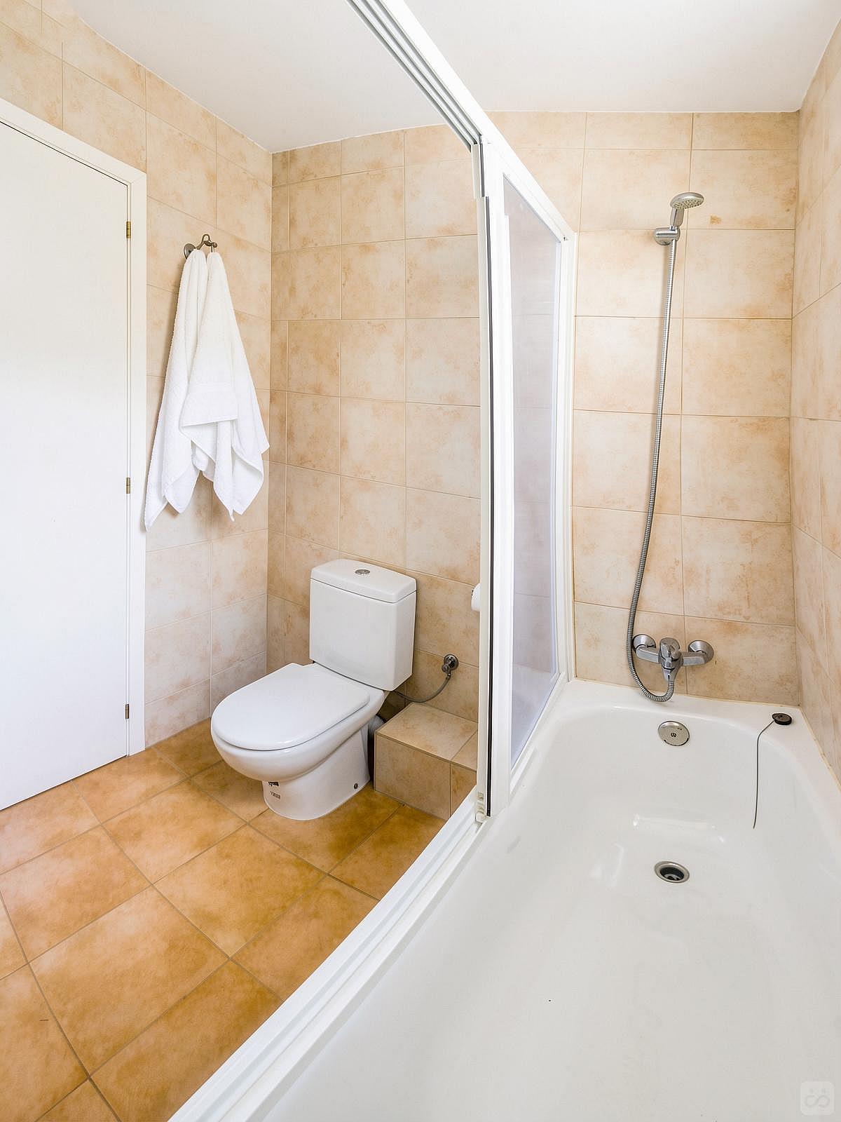  Penthouse With Private Terrace  -  Modern Coliving Community with Private Suites in Vibrant Eixample  - Gallery -  74