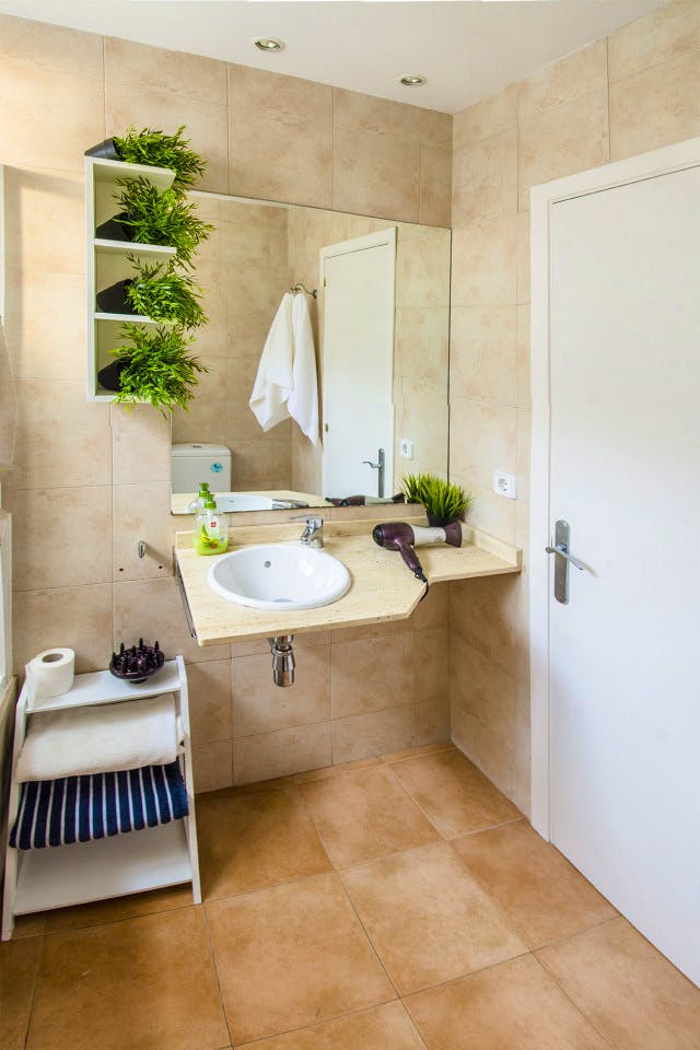  Penthouse With Private Terrace  -  Modern Coliving Community with Private Suites in Vibrant Eixample  - Gallery -  30