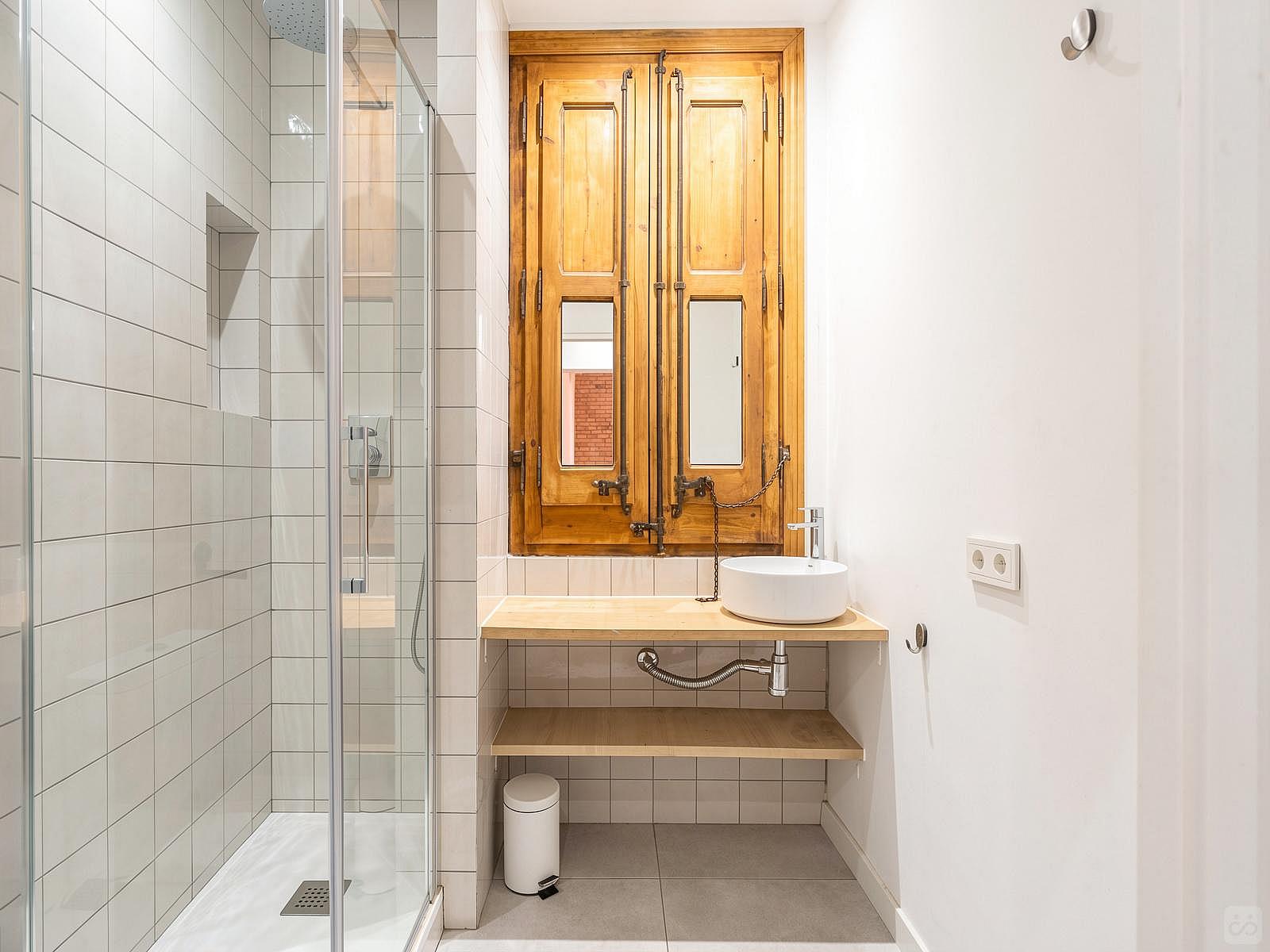  Double Ensuite Bedroom With Balcony 1A  -  Modern Coliving Community with Private Suites in Vibrant Eixample  - Gallery -  55