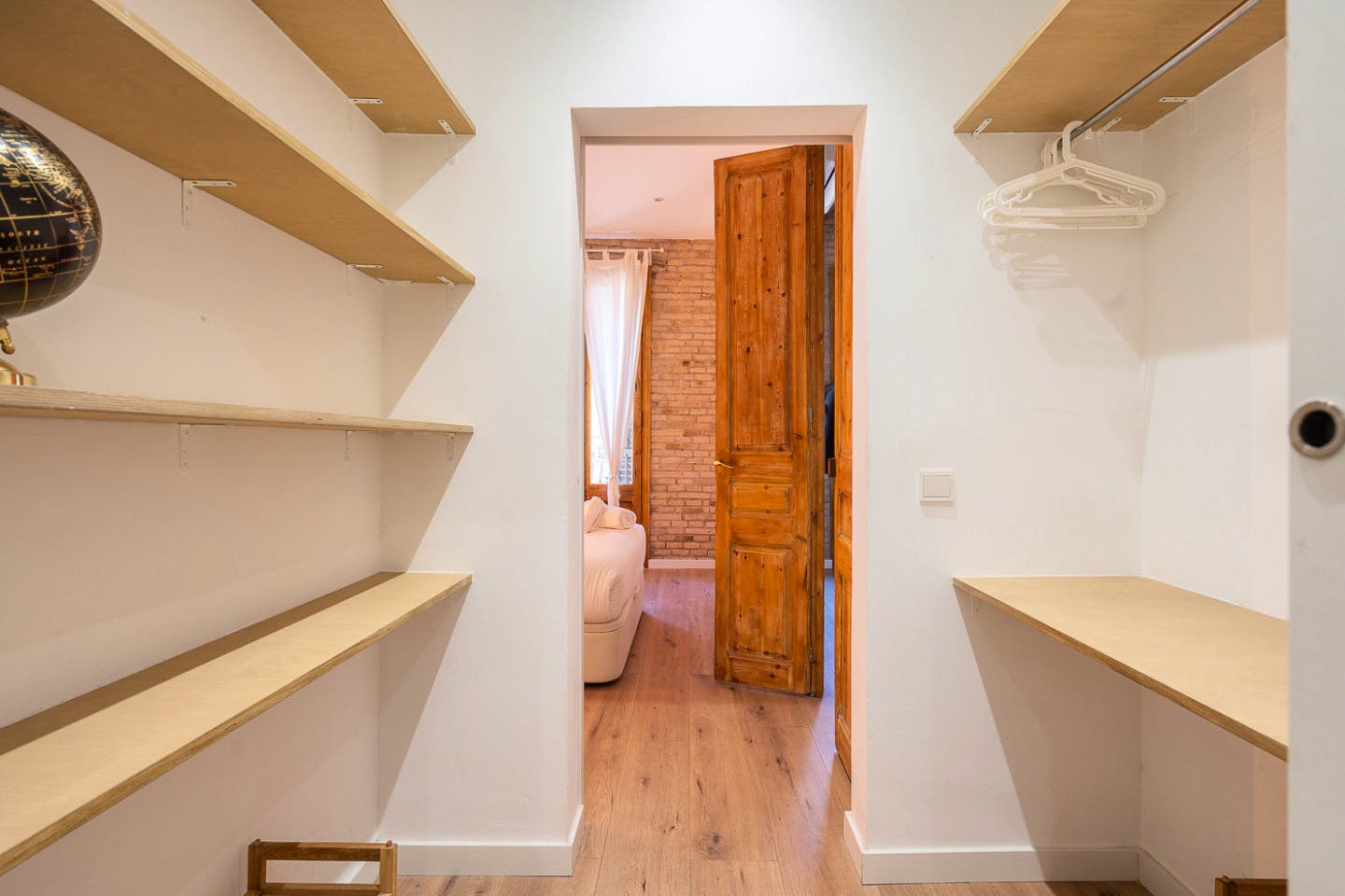  Double Ensuite Bedroom With Balcony 1A  -  Modern Coliving Community with Private Suites in Vibrant Eixample  - Gallery -  16